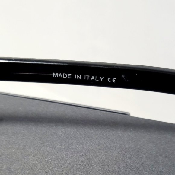 Womens Polarized Sunglasses 100%UV Visual Clarity 60mm Black/Gold Metal Frame main image 4